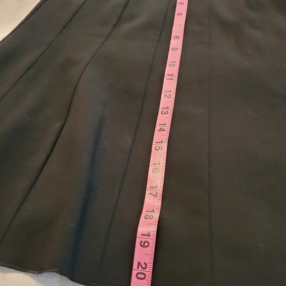 John Paul Richard black pleated flare skirt, fully lined, size 16, NWT - Picture 8 of 10